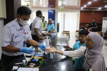 KAI Daop 3 berikan layanan kesehatan gratis pada H-2 Lebaran 2024