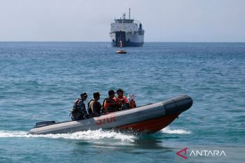 Tim gabungan patroli di perairan Karangasem untuk kenyamanan pemudik