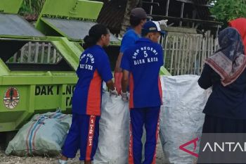 DLH Biak siagakan 491 petugas kebersihan selama liburan Lebaran