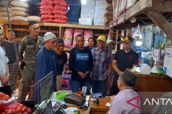 Temuan Sidak Wako Hendri Septa di Pasar Raya, Hargai Cabai Memedas Lagi