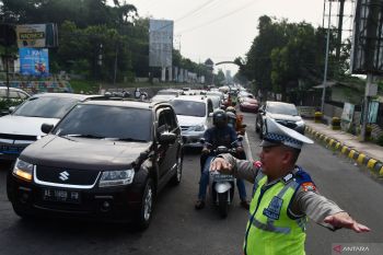 Arus kendaraan pada H-2 di Madiun