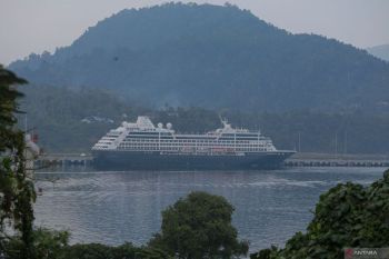Kapal pesiar Azamara Onward berbendera Malta bawa 511 turis ke Sabang jelang Idul Fitri