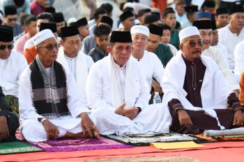 Jadi khatib Shalat Id, Gubernur Kepri: Anak wajib berbakti pada ortu