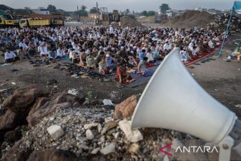 Shalat Idul Fitri di berbagai daerah