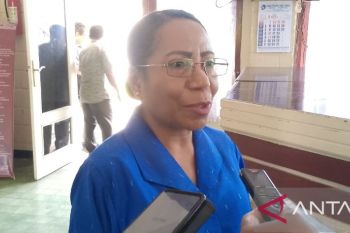 DP3AKB Biak gencarkan edukasi kesehatan reproduksi remaja di kampung