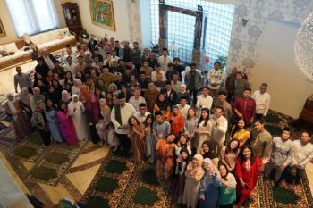 Pertama dalam 5 tahun, ratusan WNI rayakan Idulfitri di KBRI Bukares, Rumania