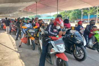 Pemilir bersepeda motor padati Pelabuhan Bakauheni pada H+1