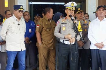 Delaying sistem diberlakukan karena kapasitas pelabuhan terbatas