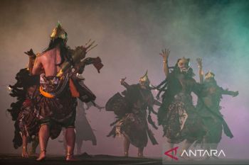 Minister pushes for stronger Indonesian cultural research in Japan