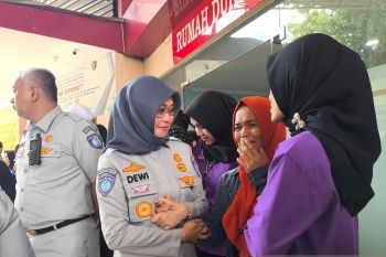 Jasa Raharja serahkan santunan kepada ahli waris korban kecelakaan Km 58