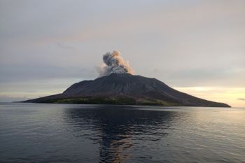 Helikopter disiagakan untuk penanganan darurat pascaerupsi Gunung Ruang, Sulut