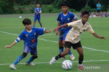 Timnas Putri U17 Indonesia menjalani laga uji coba