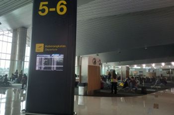 Bandara Samrat Manado mulai beroperasi normal