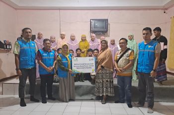 Paska bencana banjir, YBM PLN santuni Anak-Anak Panti Asuhan di Tarusan Pesisir Selatan