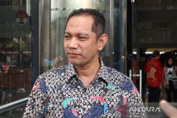 Eks Penyidik KPK menyesalkan kontroversi di tubuh KPK