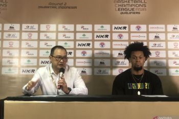 Pelatih Pelita Jaya Johannis lempar pujian untuk Kevin