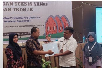 Pelaku industri kecil dan menengah di Mataram dapat bimtek sertifikasi produk