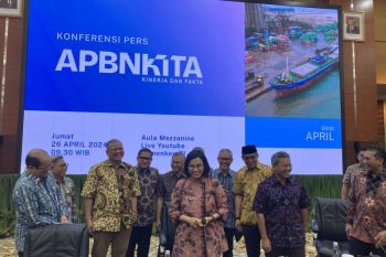 Menkeu Sri Mulyani sebut APBN surplus Rp8,1 triliun per Maret