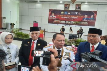 Pj gubernur berikan motivasi kerja aparat pada HUT Ke-60 Sultra