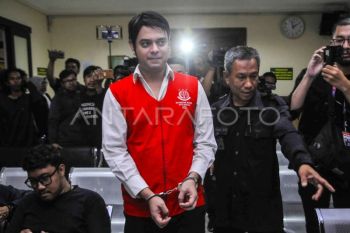Polisi tangkap artis Rio Reifan