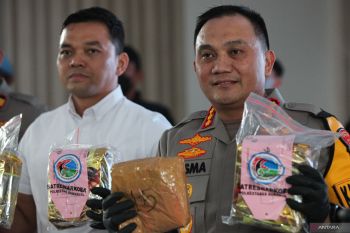 Ungkap kasus peredaran narkoba di Surabaya