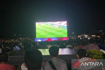 Ribuan orang padati nobar Indonesia vs Uzbekistan di Mapolda Riau