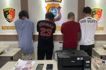 Polresta Kendari-Sultra tangkap 4 pengedar uang palsu