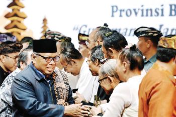 PEMPROV BALI RAYAKAN NYEPI DAN IDUL FITRI MELALUI DHARMA SANTI