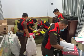 Kejari Dompu sita dokumen proyek irigasi setelah penggeledahan