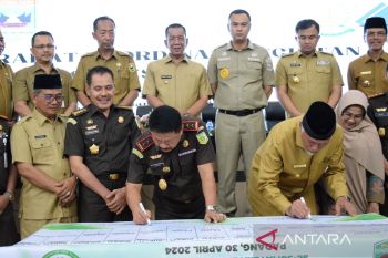 Kejati- Pemprov bersinergi jaga dana desa di Sumbar