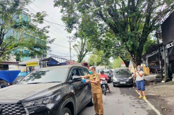 Pemkot Manado bagikan 5.000 masker bagi masyarakat
