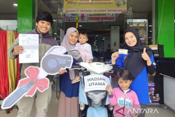 Gebyar HUT 10 Tahun, Marina Swalayan tebar hadiah 5 Unit motor