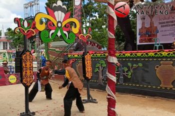 Lomba Bagasing dan Lawang Sakepeng meriahkan hari jadi ke-218 Kota Kuala Kapuas