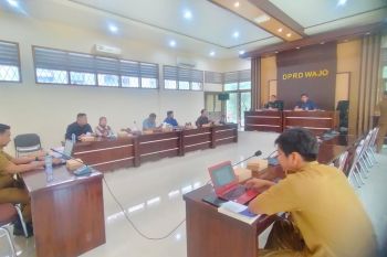 Pansus I DPRD Wajo membahas perubahan perda pembentukan produk hukum