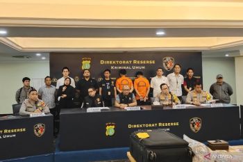 Polisi ungkap motif kasus mayat di dalam koper