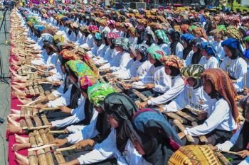 Rekor MURI pergelaran senandung jolo di Jambi