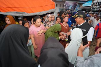 Gubernur Sulsel :sebut 12 Ribu warga terdampak banjir di Wajo