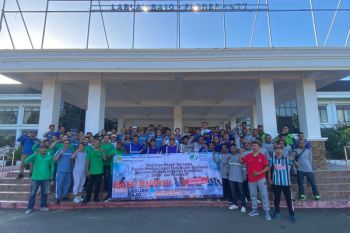 Pemkab Mabar ajak buruh di Labuan Bajo olahraga bersama