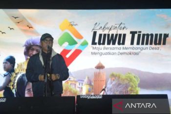 Bupati Lutim memimpin penggalangan dana untuk korban bencana alam