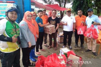 Pj wali Kota Palopo salurkan bantuan kepada korban banjir dan longsor