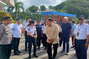 Bambang Haryo gali masukan terkait permasalahan di Pelabuhan Lembar Lombok