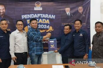 Pj Gubernur NTB Lalu Gita resmi mendaftar Pilkada lewat Partai NasDem