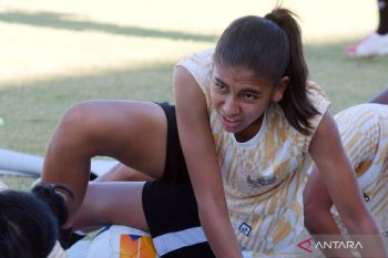 Timnas Indonesia Putri U-17 berlatih jelang lawan Korsel