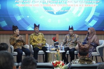 Program Superstar : PLN UID Sumbar menghadirkan GM dari masa ke masa