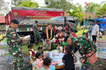 Satgas Pamtas RI-RDTL sediakan Smart Car bantu pendidikan di perbatasan