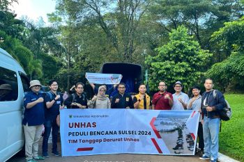 Unhas berangkatkan tim ketiga dan bantuan logistik bagi korban bencana ke Luwu dan Sidrap