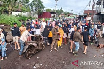 BPBD laporkan 13 warga Sumbar meninggal akibat banjir lahar dingin