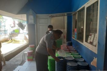 Jaga kualitas makanan, Kalapas Palu tinjau dapur Lapas