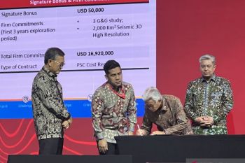 Petronas Malaysia tandatangani perpanjangan kontrak WK Ketapang dan Bobara