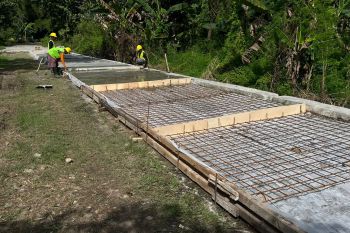 Dinas PUPR Kota Madiun kerjakan pengecoran jalan di lima titik lokasi